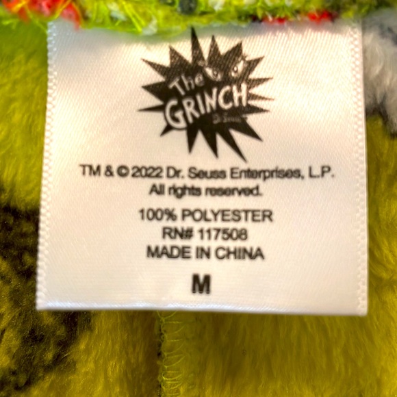 Grinch Sleep Shorts - Picture 4 of 5